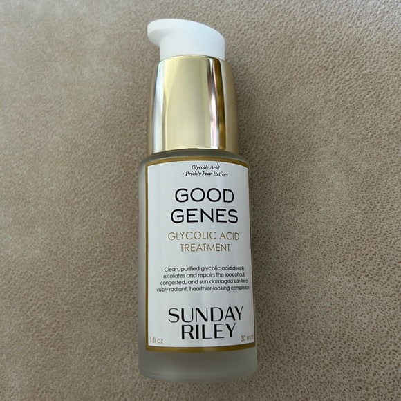 GOOD GENES
GLYCOLIC ACID TREATMENT - Picture 1 of 1